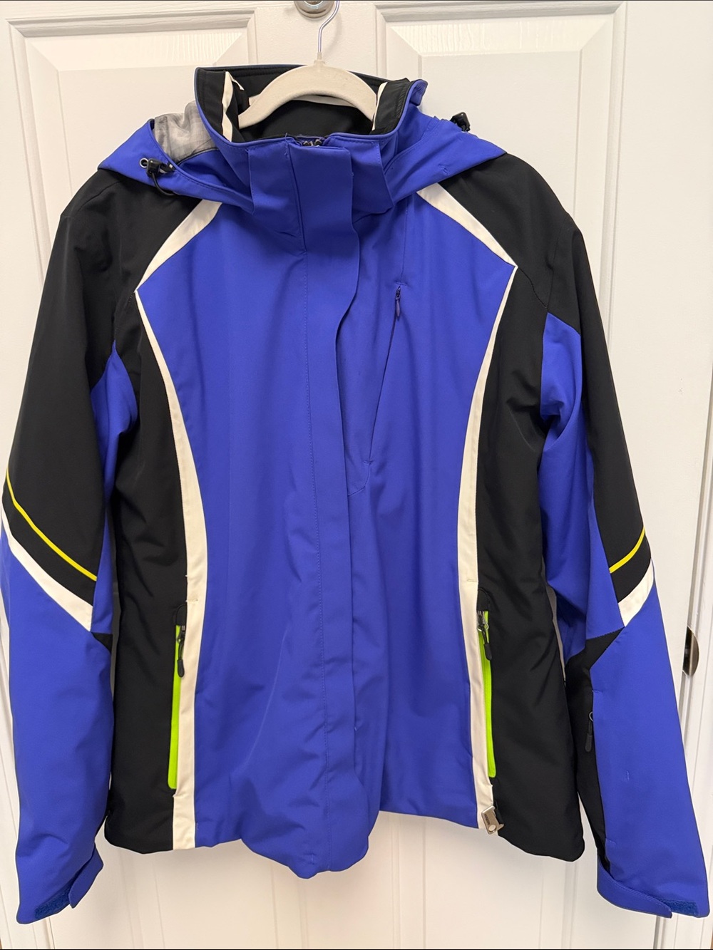 Karbon Women's Blue and Black Waterproof Ski Jacket - excellent condition